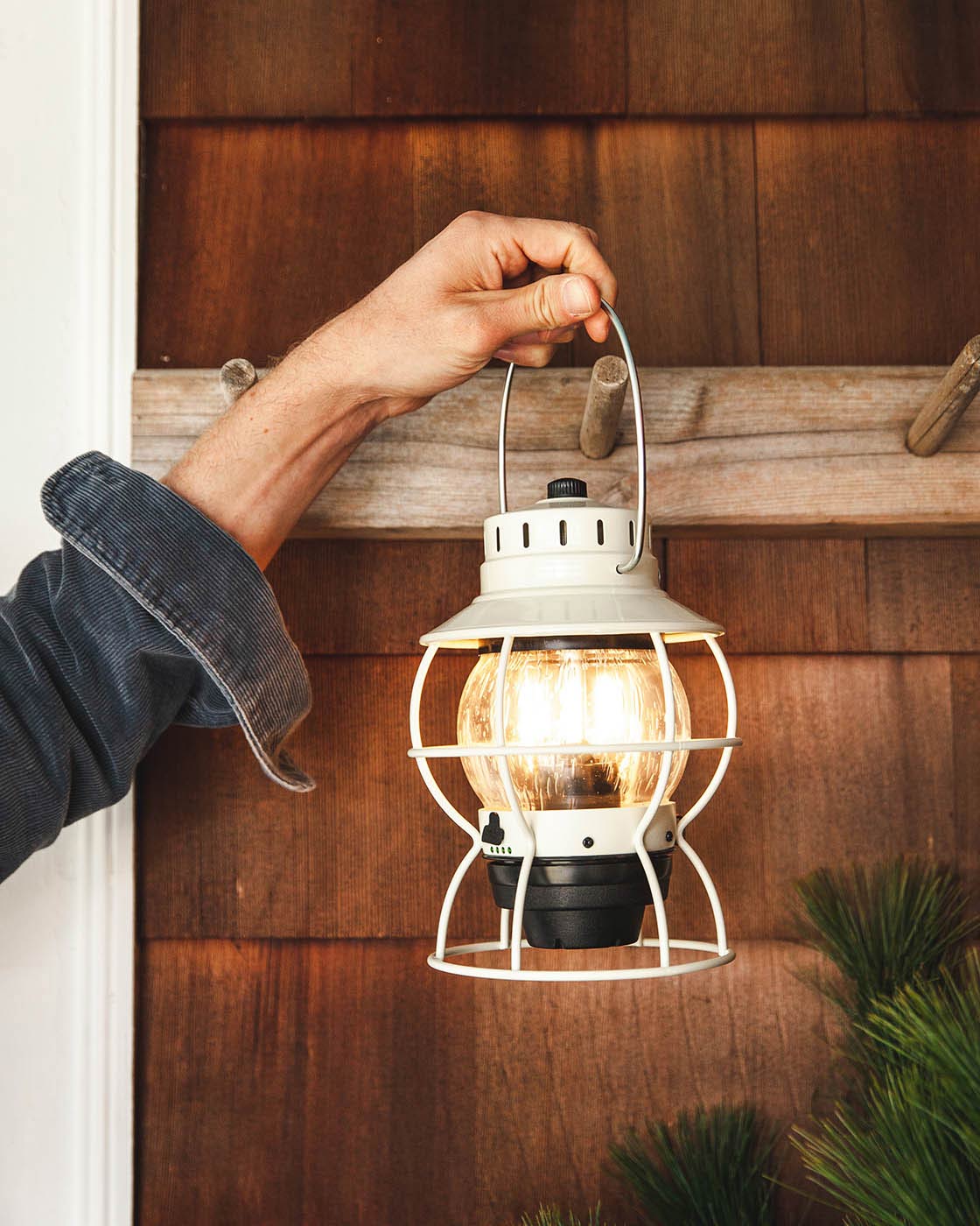 Lamps and lanterns clearance
