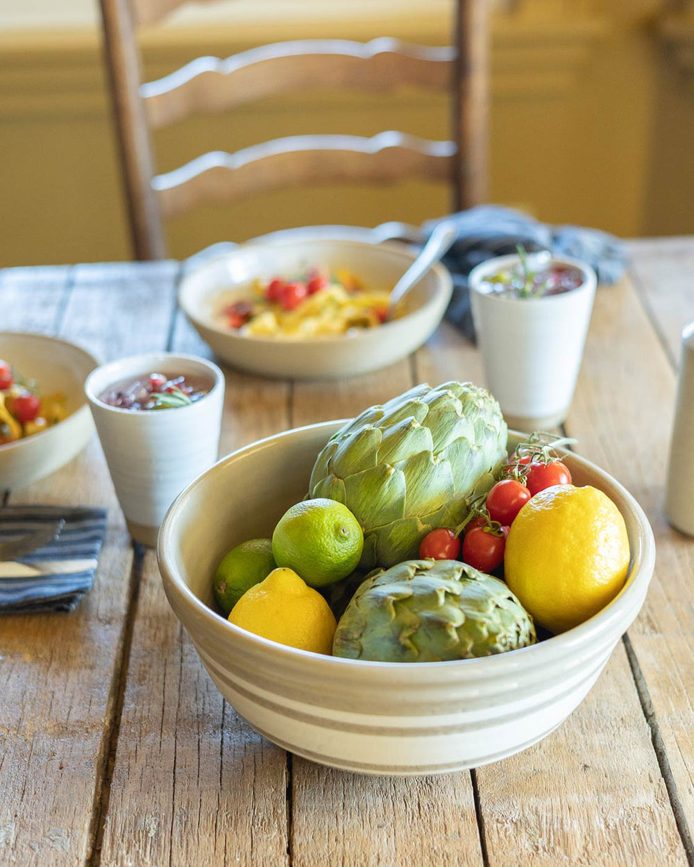 Huge Watt Yellow ware Pottery Dough Bowl, farmhouse hot kitchen, French kitchen, French farmhouse, pottery